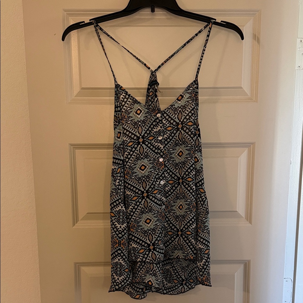 Cals Geometric Patterned Tank Top - Black and White